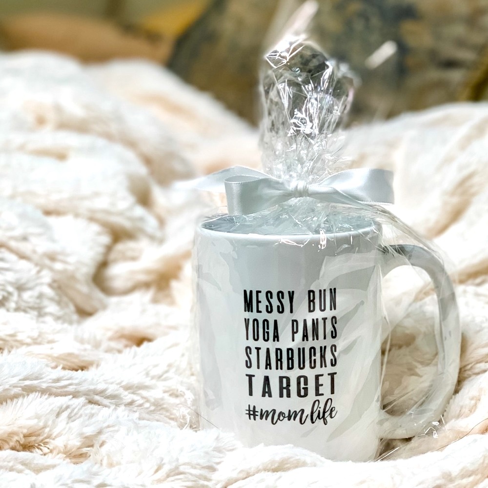 #Momlife 14 Oz Coffee Mug - Picture 4 of 4